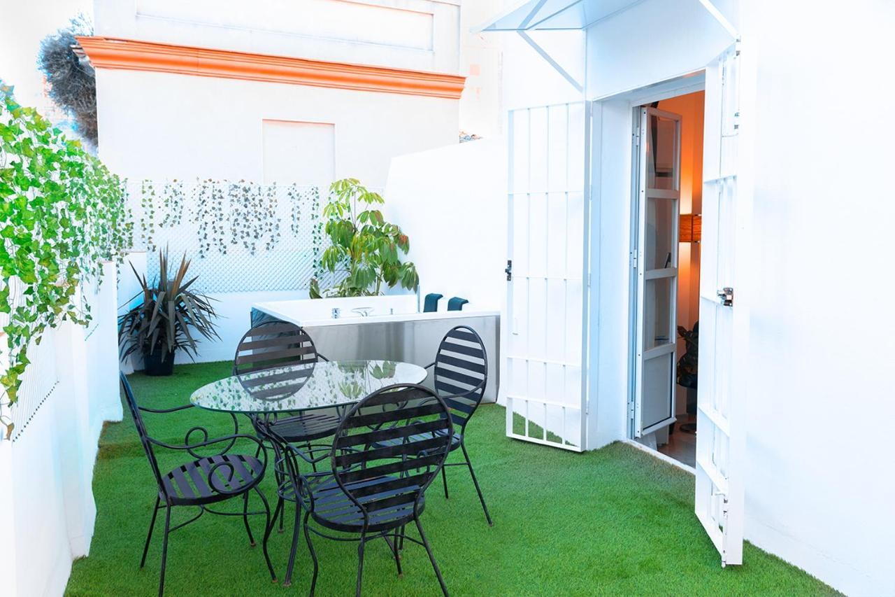 Downtown Apartment With Private Terrace & Jacuzzi Sevilla Exteriér fotografie